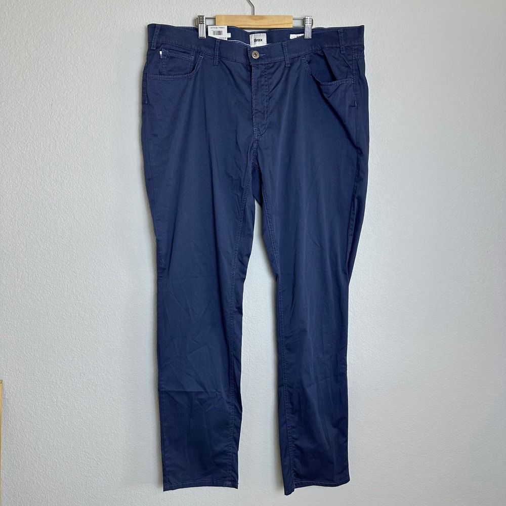 Brax Mens Chuck Modern Fit Ultralight Stretch Pants Navy Blue 42 x 34 NEW - Picture 2 of 10